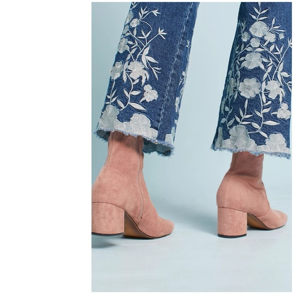 ANTHROPOLOGIE Pilcro Hi Rise Flared Crop Floral Embroidered Blue Jeans Boho 26 - Picture 4 of 9